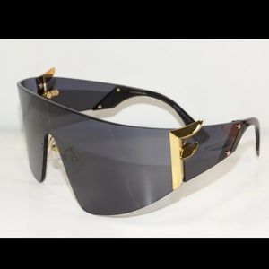 FENDI FREEDOM Black Gold Sunglasses